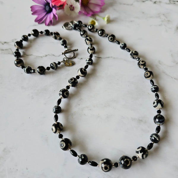 Black and Beige Necklace