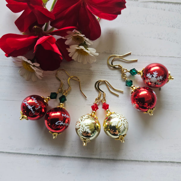 Christmas Baubles - Gold