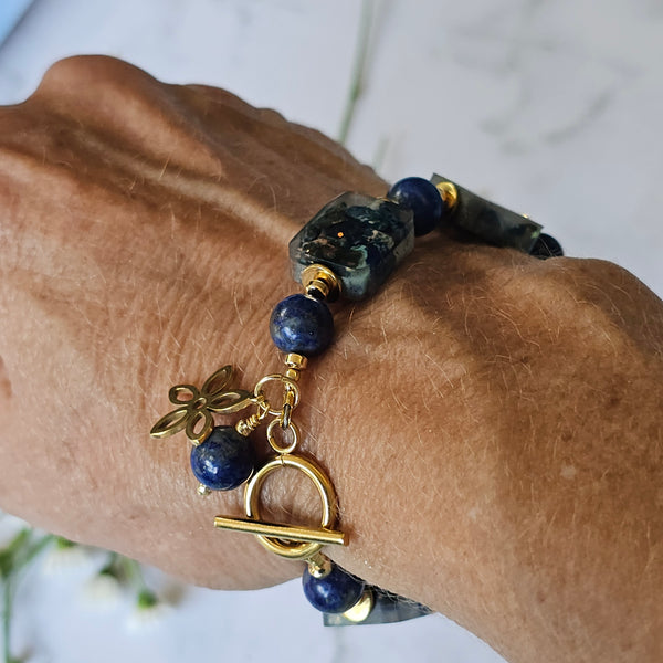 Lapis and Resin Bracelet - 20cm