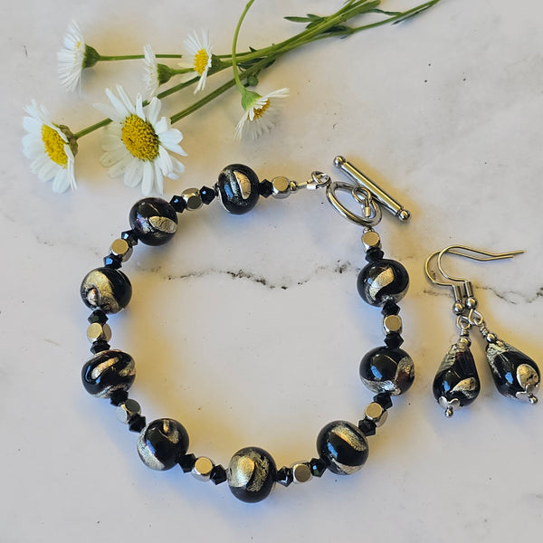 Black and White Gold Murano Glass Bracelet